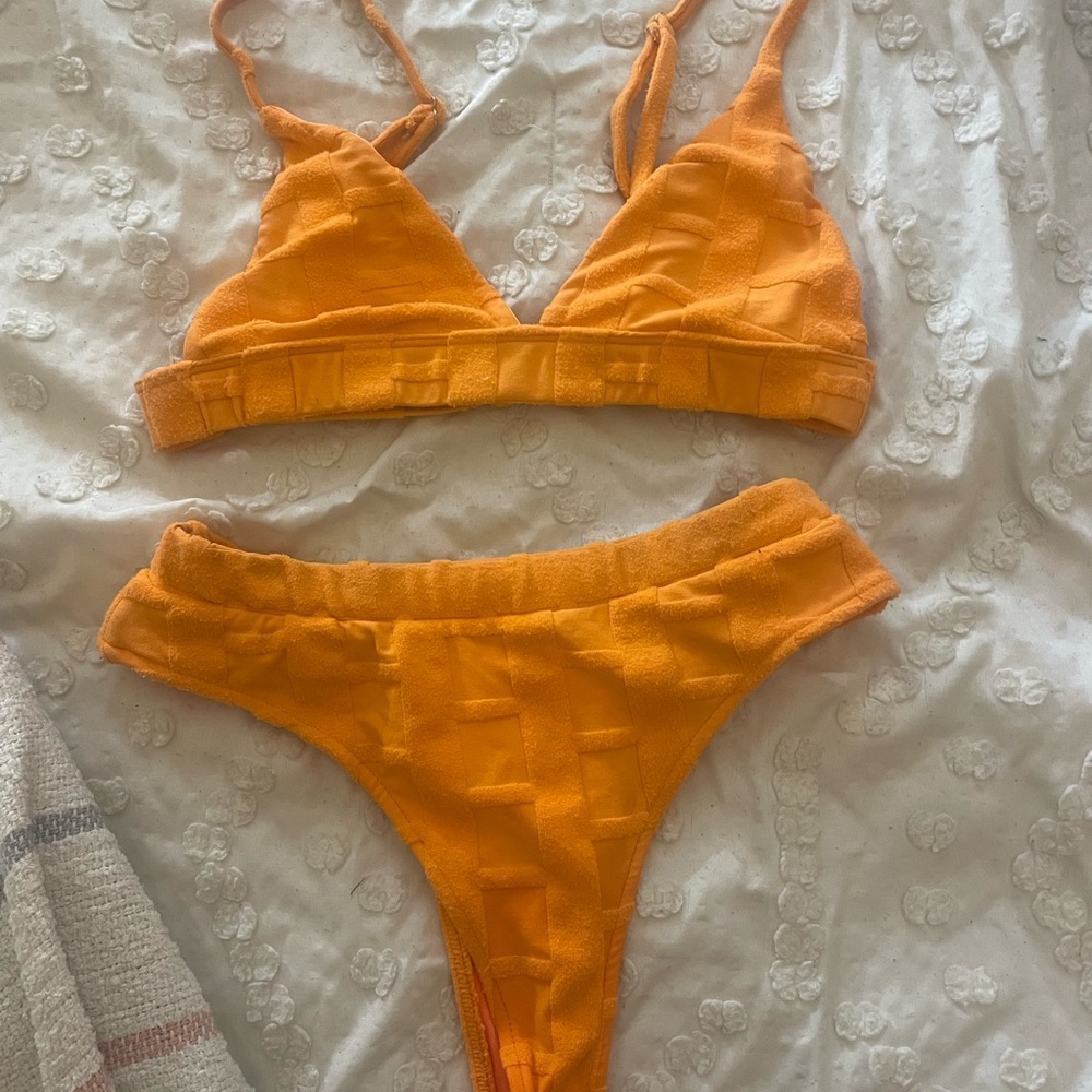 Frankie’s bikini
